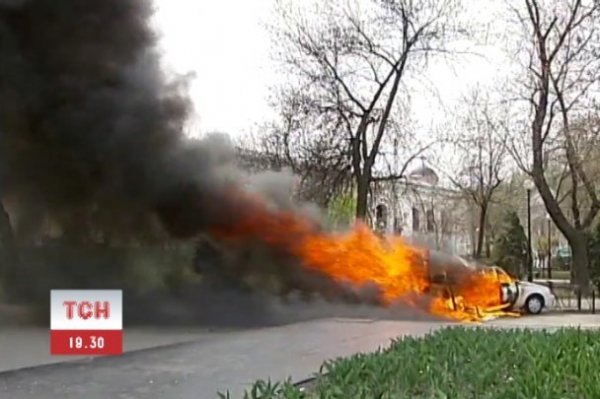 У Києві вибухнула автокавʼярня. ФОТО