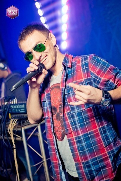 Фото футбольної вечірки в «трьошці»