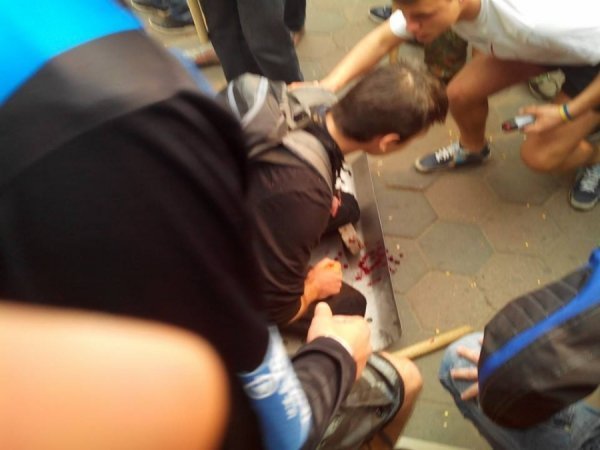 В Одесі ‒ бійка між патріотами та сепаратистами. ФОТО. ВІДЕО