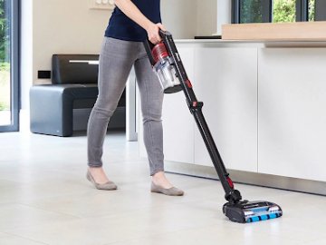 Вертикальні пилососи: чим вони відрізняються від звичайних*