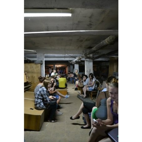 У Слов'янську люди живуть в бомбосховищах. ФОТО. ВІДЕО