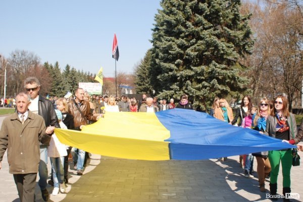 Скорботна неділя у Луцьку. ФОТО