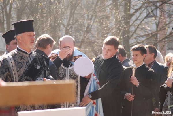 Скорботна неділя у Луцьку. ФОТО