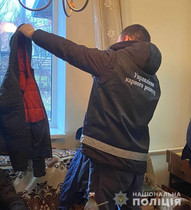 На волинянина напали та пограбували у під'їзді будинку. ФОТО