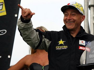 Відомий мотогонщик потонув, рятуючи собаку