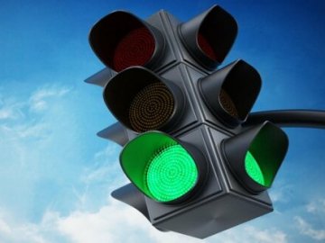 Проїзд на «зелене»: у Луцьку запустять синхронізовану смугу світлофорів