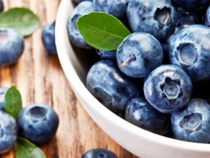 Які традиції збереглися на Волині при збиранні чорниць