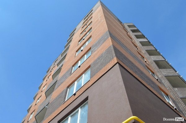 Лучани отримали ключі від своїх «казкових осель». ФОТО