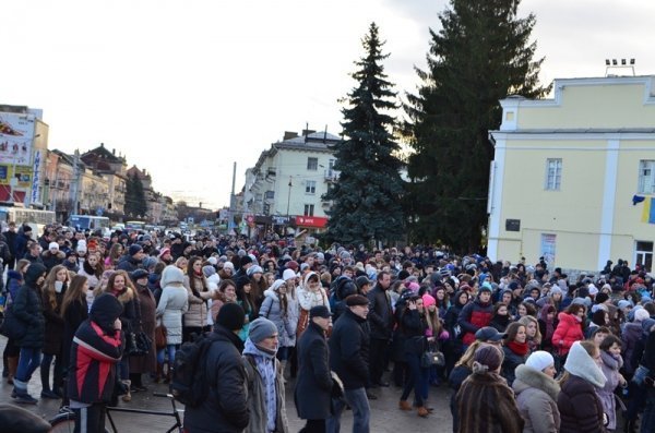 Студентський мітинг у Луцьку. ФОТО. ВІДЕО