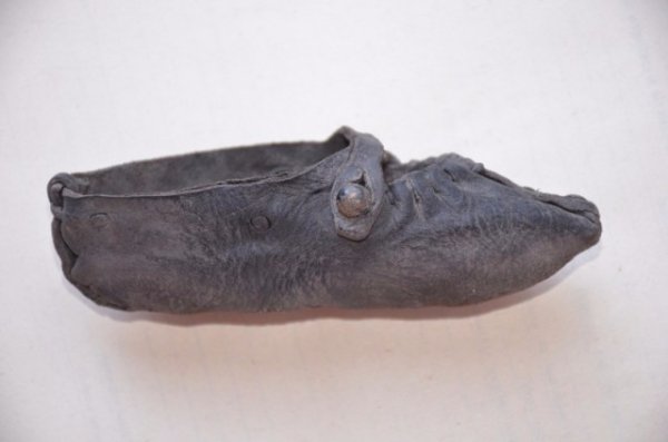 Поблизу Стиру знайшли середньовічний черевик. ФОТО