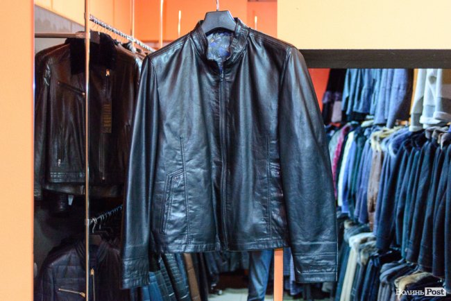 У магазині шкіри та хутра «Steel» у центрі Луцька пропонують шалені знижки*