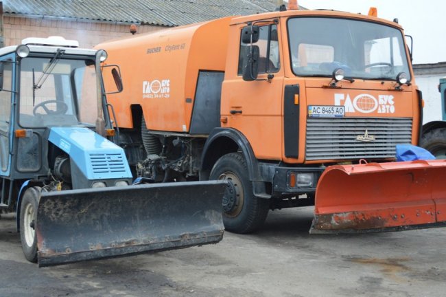 У волинському місті запевняють, що готові боротися із ожеледицями і заметілями. ФОТО