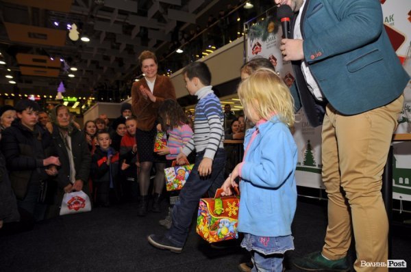 У Луцьку відбувся розіграш IPhone7 від ТМ «Забіяка» 