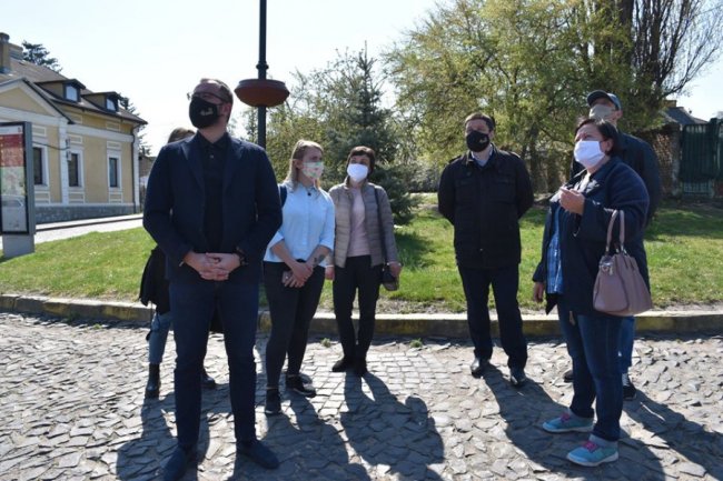 У Луцьку рятуватимуть ясен Лесі Українки, якому дві сотні років