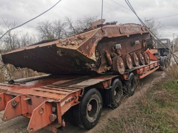 Україну очищають від знищеної російської техніки. ФОТО