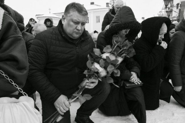 У Луцьку попрощалися з Героєм Мирославом Гузарем