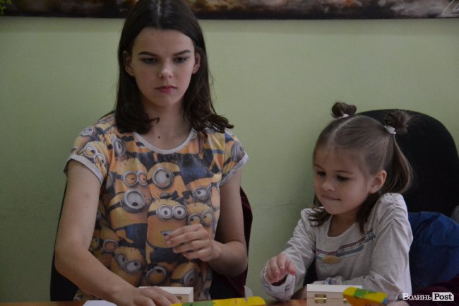 Як у Луцьку розважають дітей переселенців. ФОТО