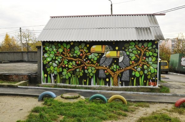 Нові дороги та чисті парки: Петро Нестерук відзвітував за рік роботи