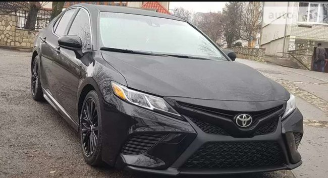 ТОП-10 найдорожчих автівок депутатів Волиньради