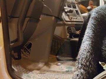 П'яні підприємці та «тітушки» влаштували провокації біля Центрального ринку, – муніципали. ВІДЕО