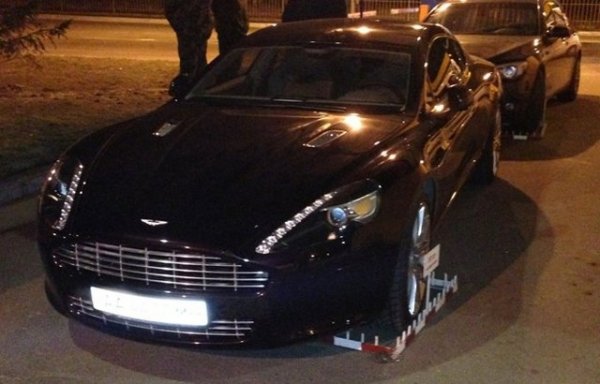 Прикордонники не випустили з України vip-автівки. ФОТО