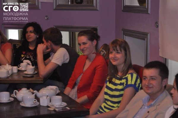 Як лучан вчили писати японські вірші. ФОТО 