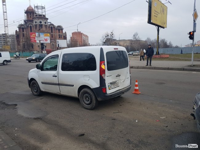 Дружина депутата Волиньради потрапила в аварію. ФОТО. ОНОВЛЕНО