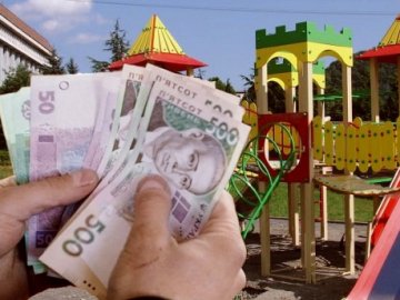 «СВІДОМІ» закликають лучан звертатись до мерії, аби облагородити округи без  депутатів