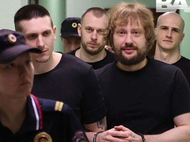 У росії засудили 4 українських військовополонених, один із них у суді цитував Тичину