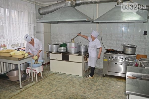 Як у Луцьку допомагають піднятися з «соціального дна»