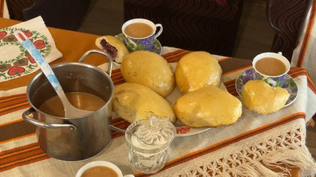 Пироги з буряками та вишнями: старовинний волинський рецепт