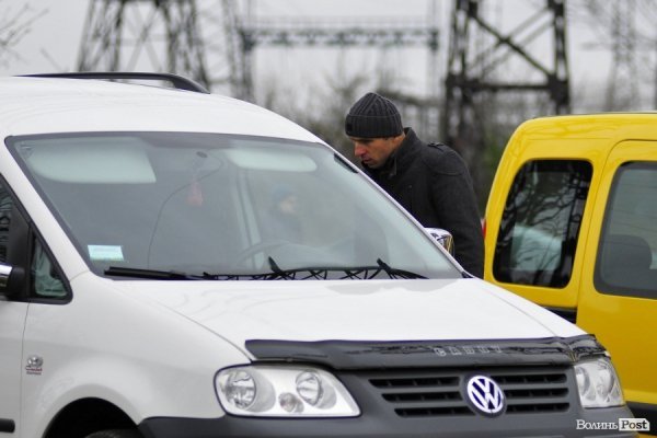 Луцький авторинок. БУДНІ МІСТА