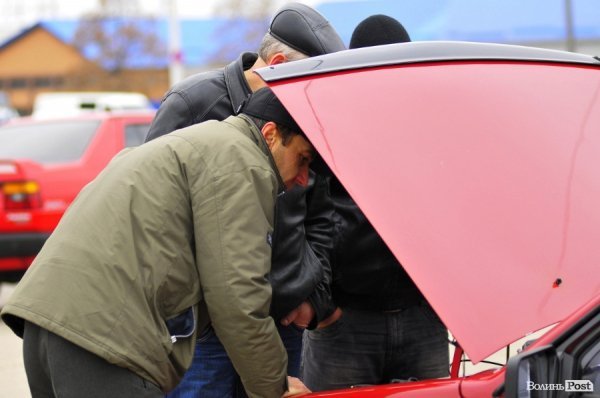 Луцький авторинок. БУДНІ МІСТА