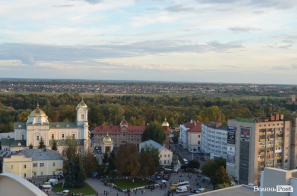 Місто, яке я люблю. Луцьк з дахів. ФОТО