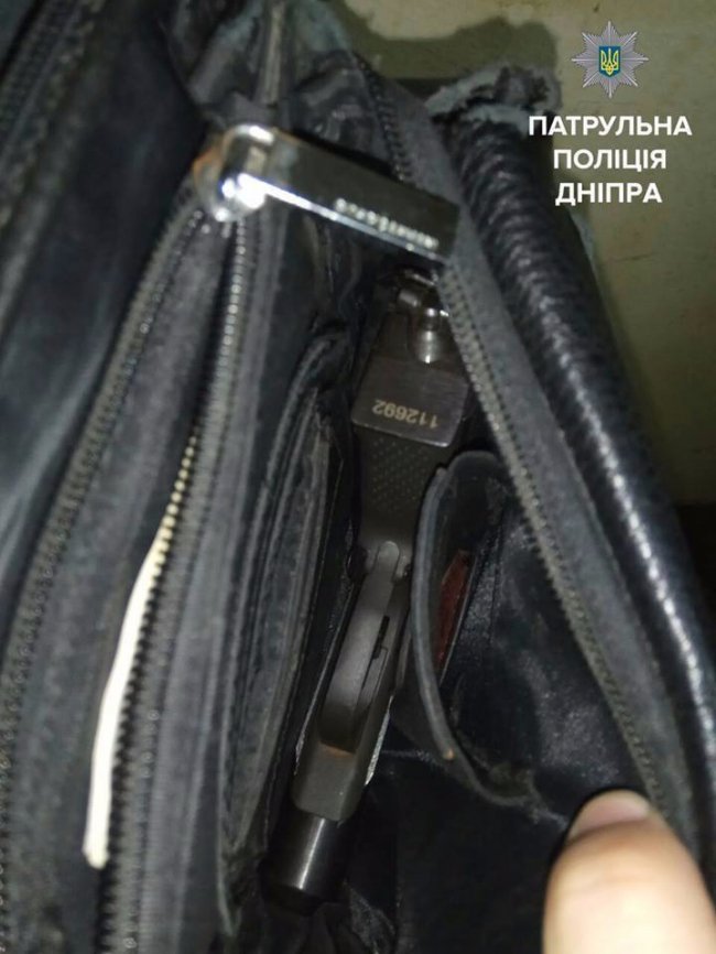 Вивіз на острів і торкався: у Дніпрі затримали чоловіка, який «чіплявся» до хлопчиків