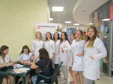 У Луцьку влаштували акцію «день без тютюну». ФОТО