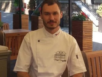 Волинянин працює шеф-кухарем у ресторані в столиці Чехії