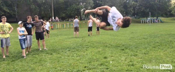 У Луцьку провели спортфестиваль під відкритим небом. ФОТО