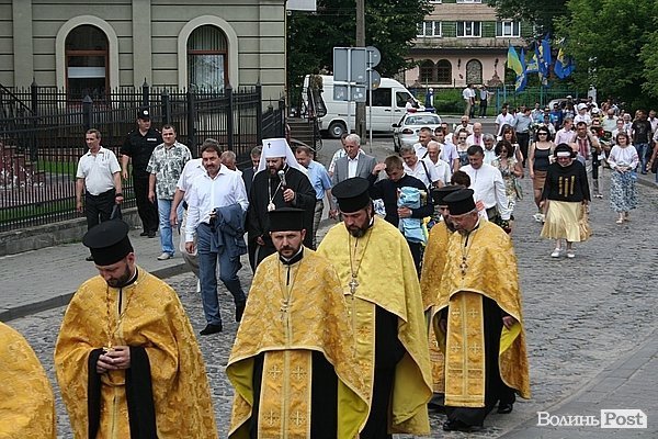 У Луцьку вшанували розстріляних у Луцькій тюрмі. ФОТО