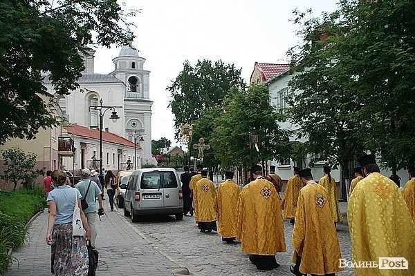 У Луцьку вшанували розстріляних у Луцькій тюрмі. ФОТО
