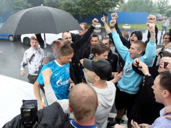 Як зустрічали Тимощука в Санкт-Петербурзі. ФОТО