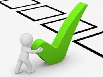 У виборчкомі під Луцьком – стовпотворіння. ВІДЕО