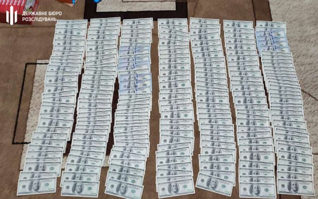 ДБР викрило підприємців, які крали продукти, призначені для ЗСУ. ФОТО. ВІДЕО