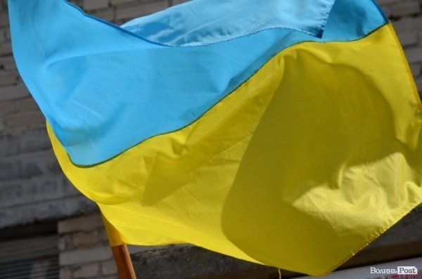 На будинках полеглих героїв АТО вивісили пам’ятні знаки. ФОТО