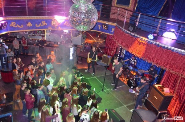 У Луцьку звучали «Пісні Любові на Полі Бою». ФОТО. ВІДЕО