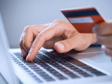 Хлопець з Волині віддав чималі гроші шахраям