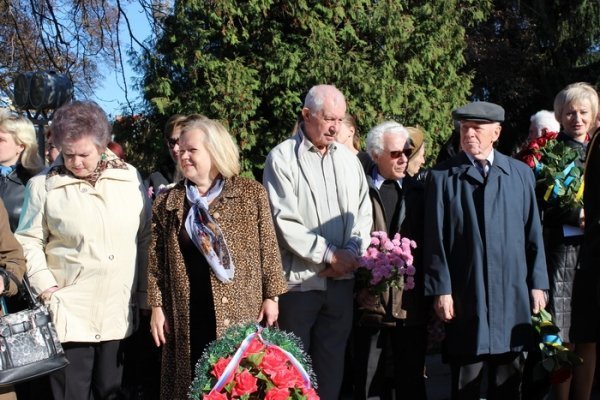 У Луцьку вшанували визволителів України. ФОТО