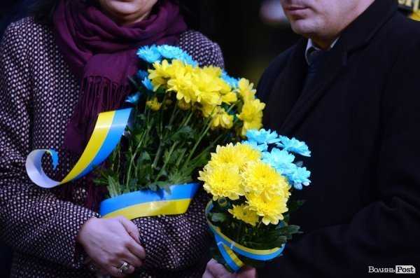 У Луцьку вшанували загиблих солдатів. ФОТО