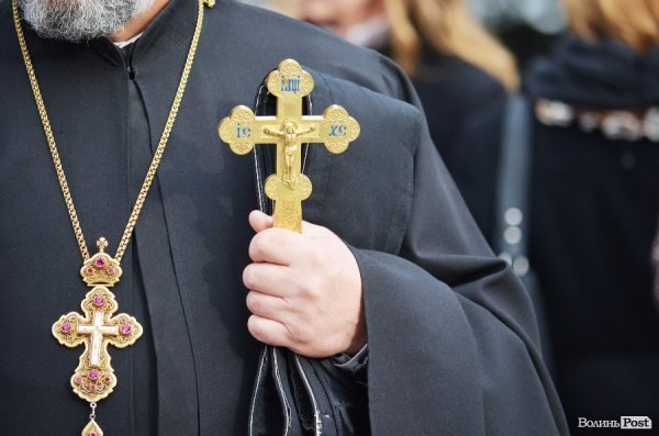 У Луцьку вшанували загиблих солдатів. ФОТО