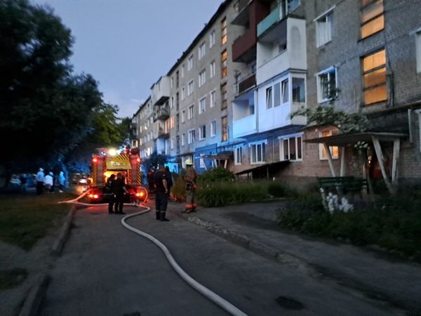 На Волині горіла квартира: є травмований